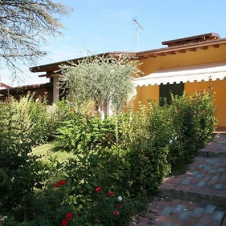 Camping Wien Peschiera del Garda Bagian luar foto